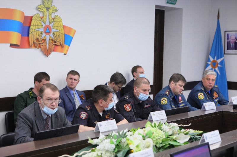 В Новосибирской области экстренно созвали КЧС в связи с неблагоприятной обстановкой с природными пожарами