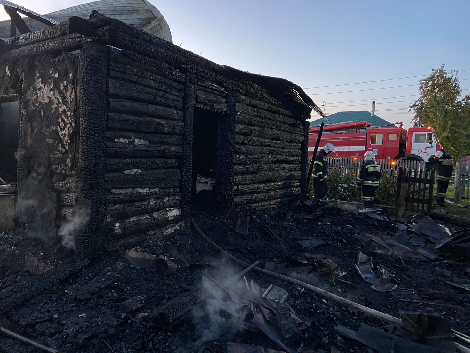 Перегруз электросетей привел к гибели человека на пожаре в Коченевском  районе | 31.08.2022 | Новосибирск - БезФормата